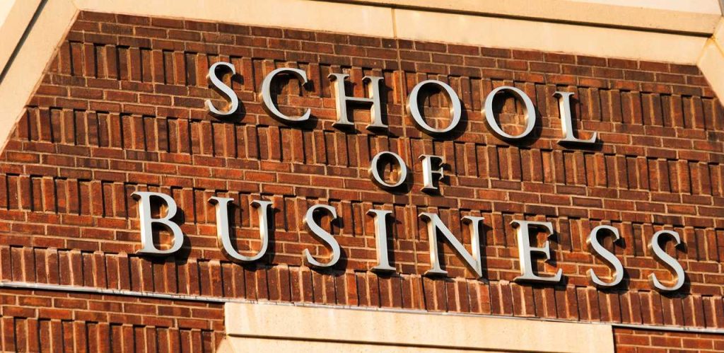 AACSB, EQUIS, AMBA, EPAS… : comprendre la différence et l’importance des labels pour les Business School I DATESCONCOURS.MA