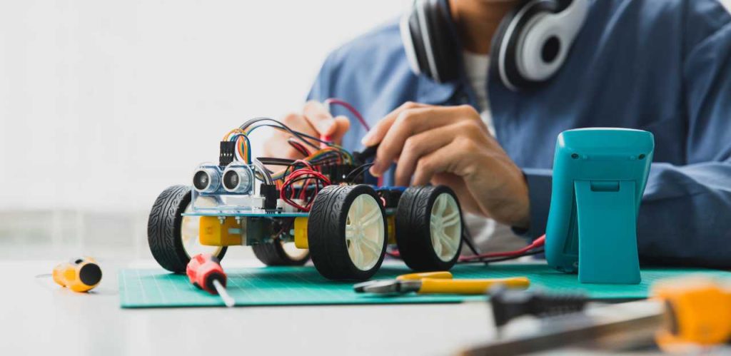 Devenir ingénieur en Robotique I DATESCONCOURS.MA